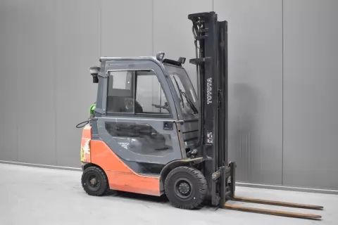 52996 TOYOTA 02-8FGF15