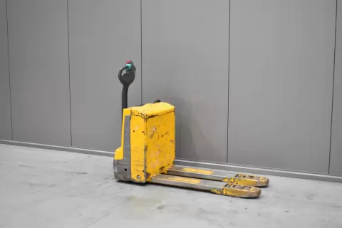 57524 JUNGHEINRICH EJE 116