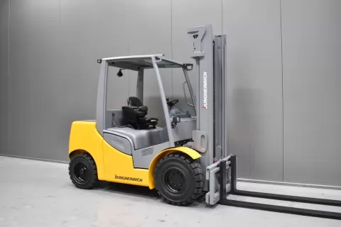 52014 JUNGHEINRICH DFG 550s