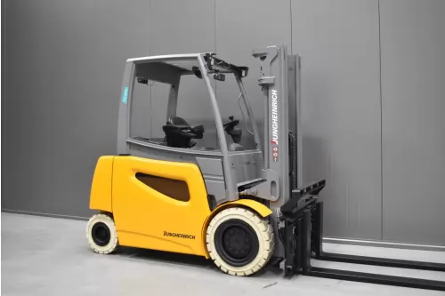 52907 JUNGHEINRICH EFG 535 ks