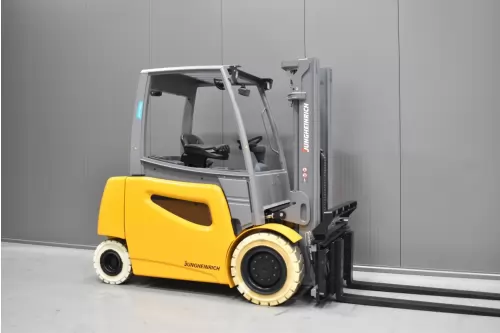 52919 JUNGHEINRICH EFG 535 ks