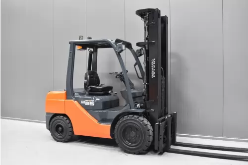 53604 TOYOTA 52-8FDJF35