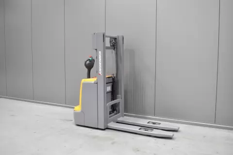 54129 JUNGHEINRICH EJC 216