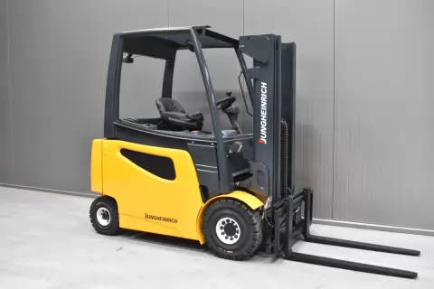 56109 JUNGHEINRICH EFG 425 k