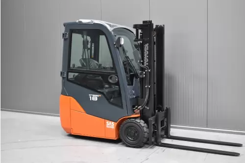 56243 TOYOTA 8FBEK18T