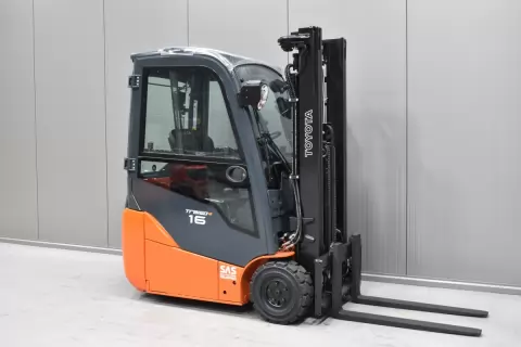 56245 TOYOTA 8FBEK16T