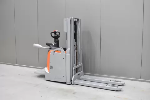 57235 TOYOTA SPE 120L