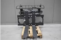 P1073 - Fork positioner with fork shoes