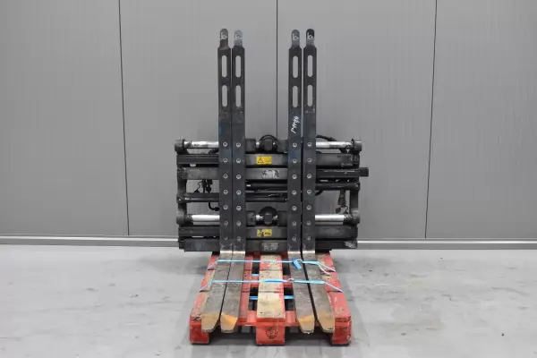 P1120 P1120 - Hydraulicky stavitelné dvojvidle s bočním posuvem