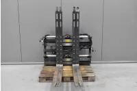 P1121 - Hydraulicky stavitelné dvojvidle s bočním posuvem