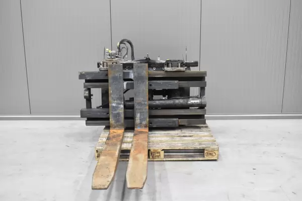 P1134 P1134 - Hydraulicky stavitelné vidle s otočí 360°