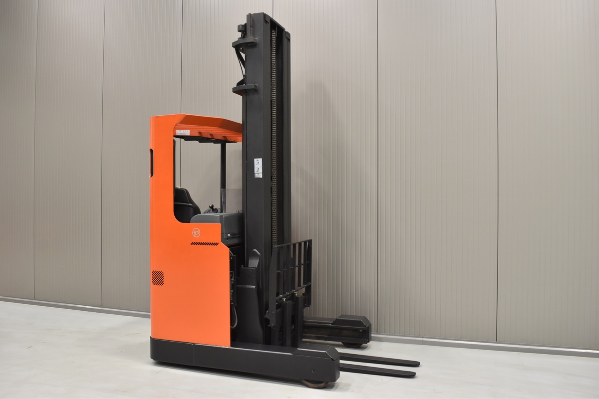 Xe nâng điện BT RR B1 đứng lái 1.6 tấn 2007 Xe nâng điện BT RR B1 đứng lái 1.6 tấn 2007