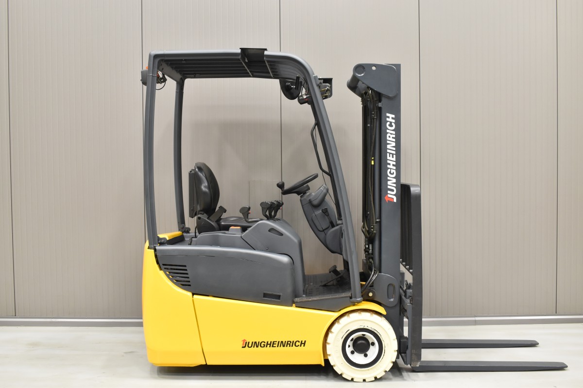 3wheeled JUNGHEINRICH EFG 115 29729 CHEAP USED FORKLIFTS