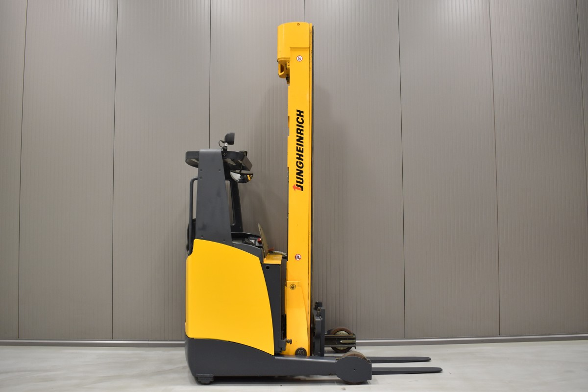 Reach truck JUNGHEINRICH ETV 214 30538 CHEAP USED FORKLIFTS