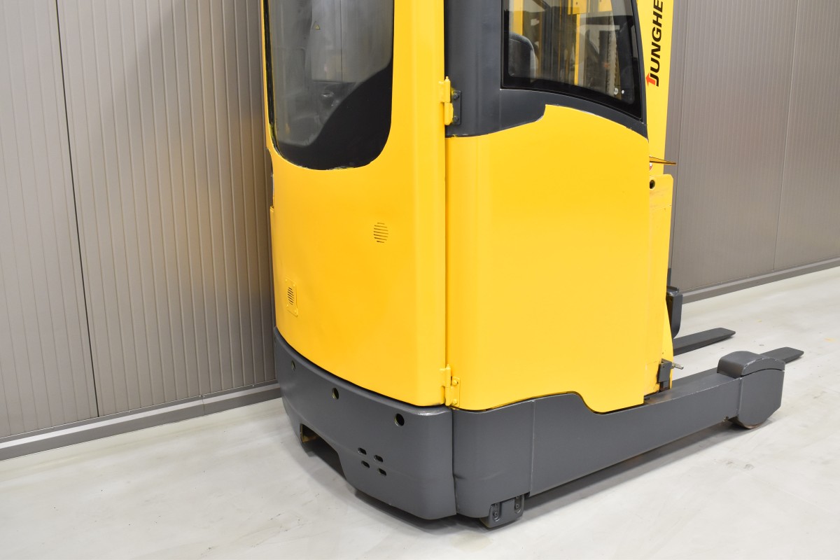 Reach truck JUNGHEINRICH ETV 214 32119 CHEAP USED FORKLIFTS