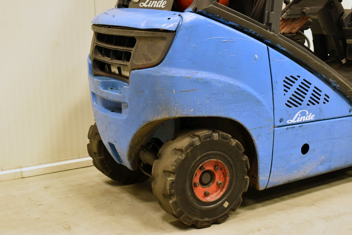 Complete offer of forklifts | CHEAP USED FORKLIFTS