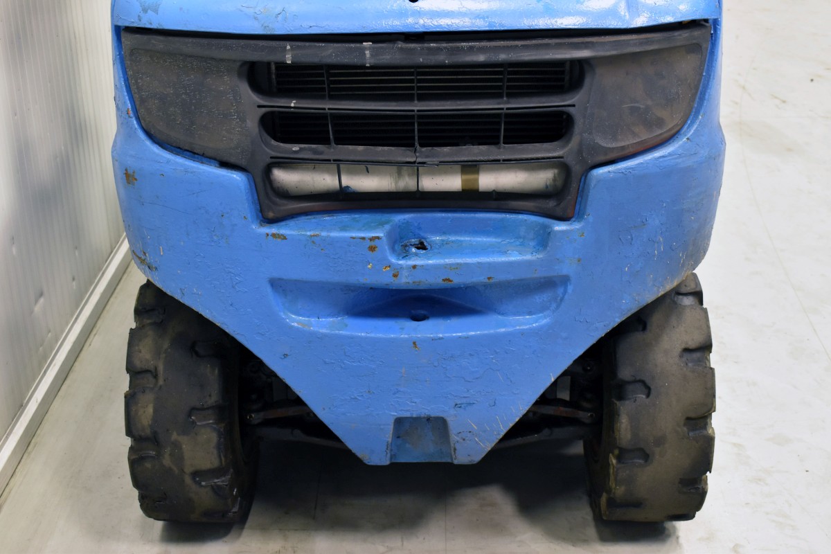 Complete offer of forklifts | CHEAP USED FORKLIFTS